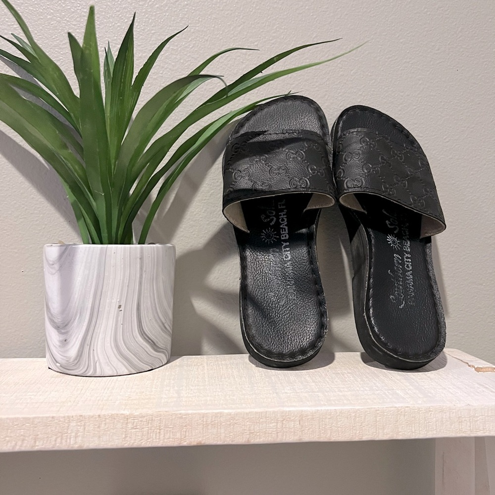 sandals